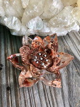 Load image into Gallery viewer, Orgonite Lotus Flowers